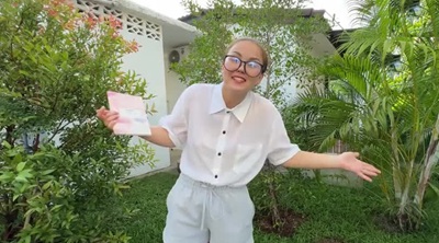 Русский мужчина случайно трахнул красивую сестру жены в розовую вагину